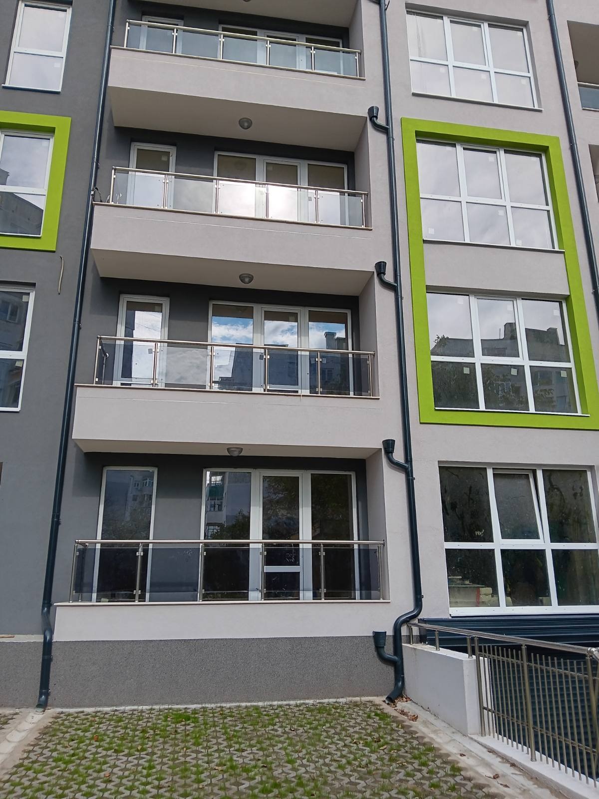 Продава 2-СТАЕН, гр. Варна, Кайсиева градина, снимка 2 - Апартаменти - 54188413