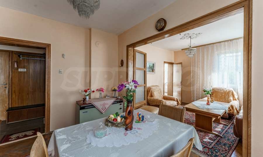 Продава ЕТАЖ ОТ КЪЩА, гр. София, област София-град, снимка 8 - Етаж от къща - 54203549