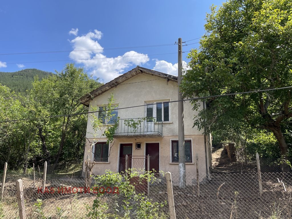 Продава КЪЩА, с. Церово, област София област, снимка 2 - Къщи - 55961971