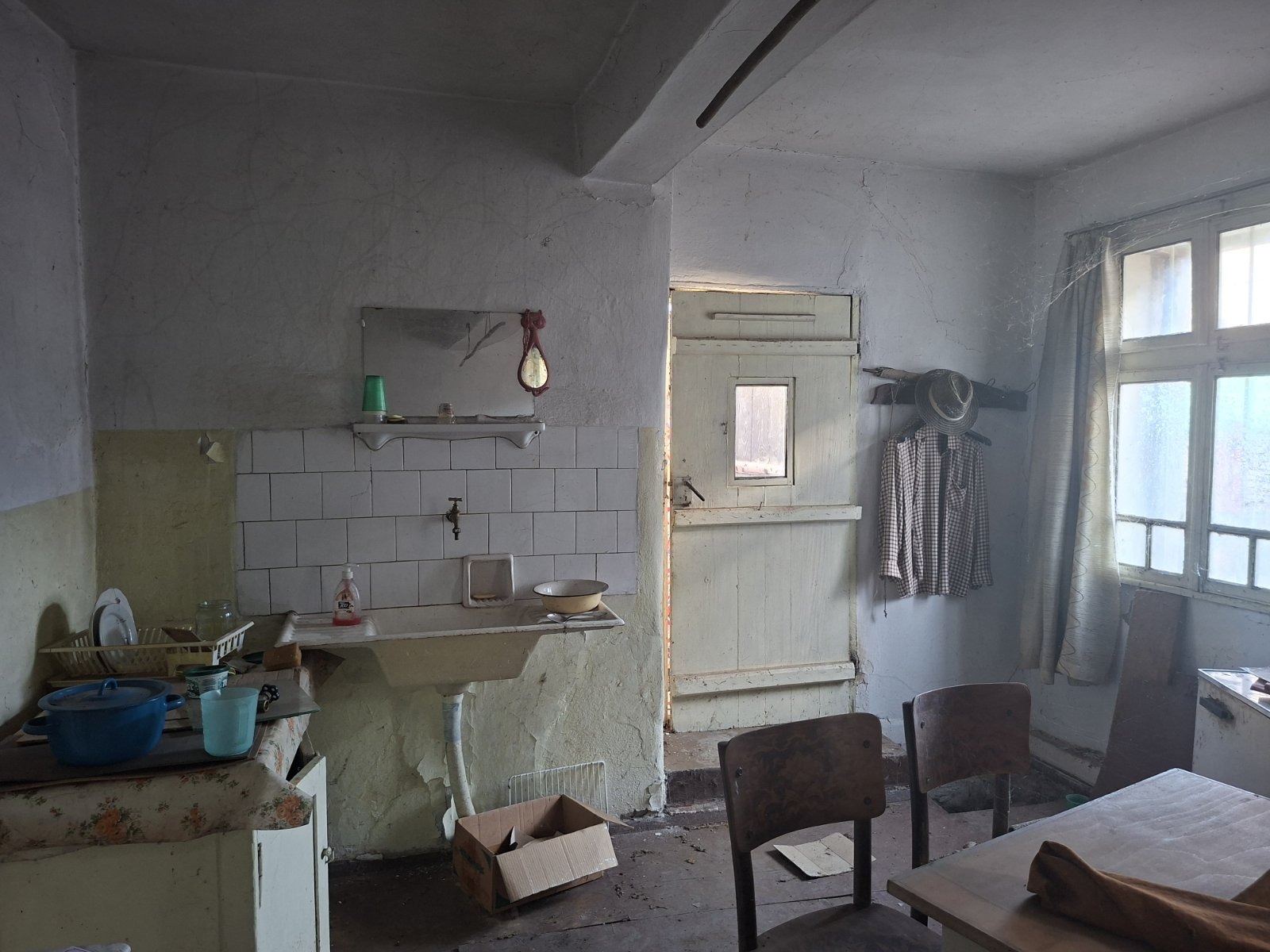 Продава КЪЩА, с. Лешница, област Ловеч, снимка 9 - Къщи - 56154545
