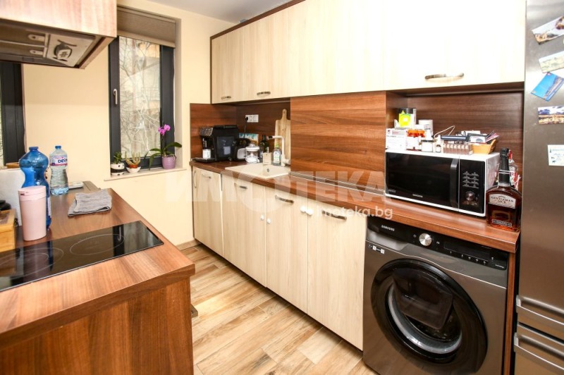 Продава 2-СТАЕН, гр. София, Борово, снимка 2 - Апартаменти - 53411650