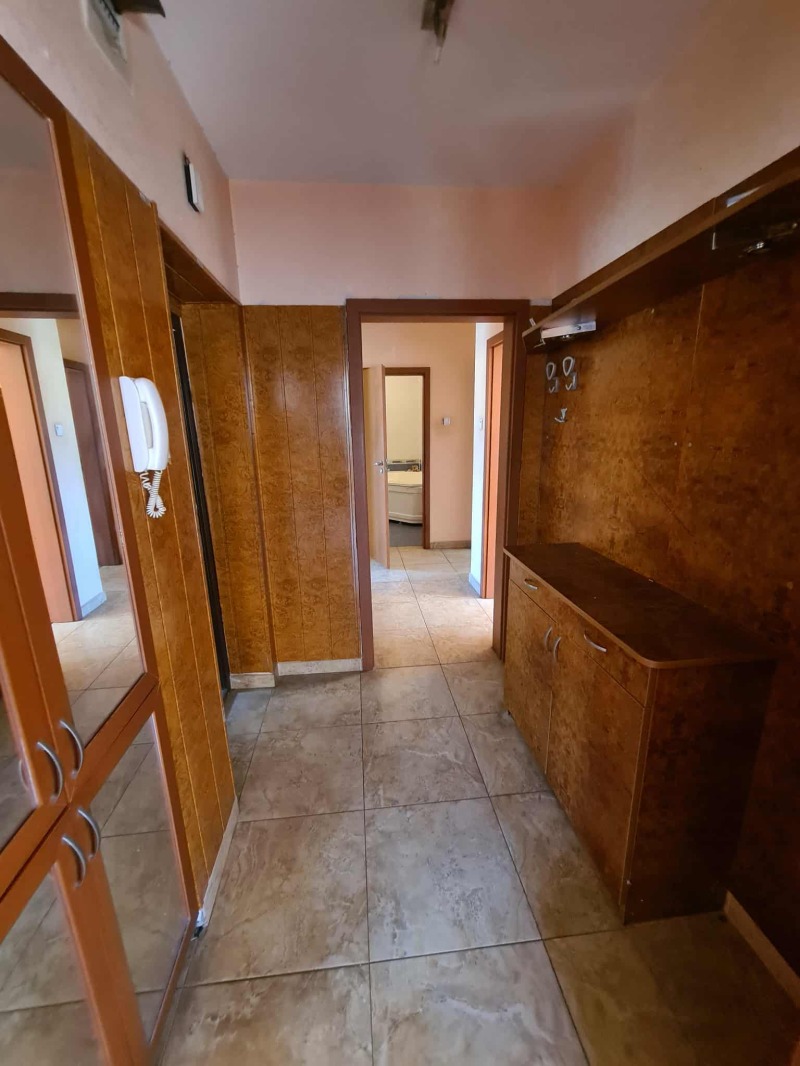 Продава  Многостаен град Хасково , Училищни , 147 кв.м | 23756382 - изображение [10]