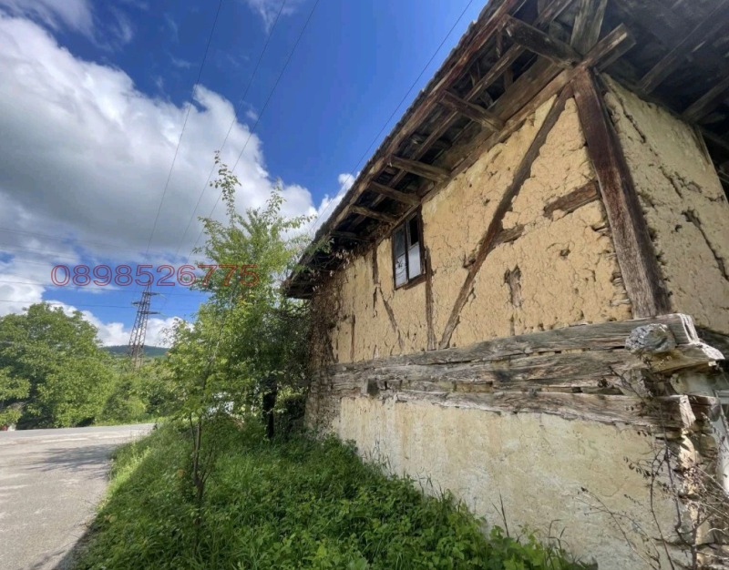 Продава КЪЩА, с. Голяма Желязна, област Ловеч, снимка 4 - Къщи - 52786065