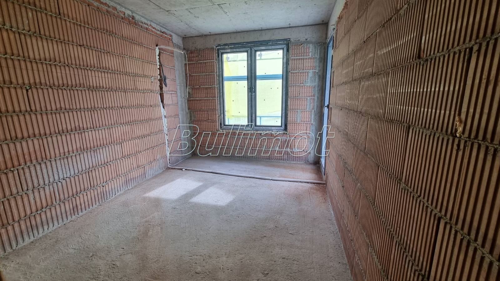 Продава 2-СТАЕН, гр. Варна, Гръцка махала