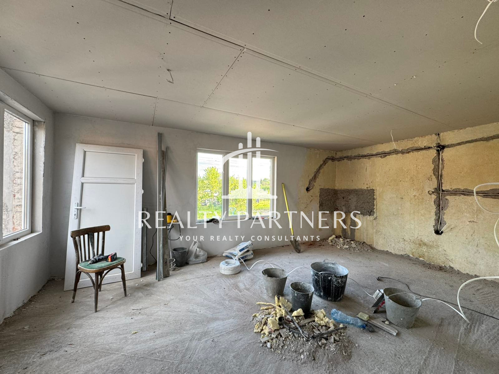 Продава КЪЩА, гр. Батановци, област Перник, снимка 6 - Къщи - 54723576