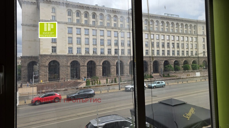 Продава ОФИС в град София, Център - 212 кв.м / 549 000 € » 1 073 750.67 лв., ИНВЕСТ ПРОПЪРТИС
