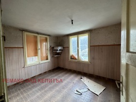 Casa Plachkovtsi, regione Gabrovo 6