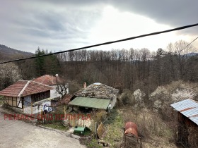 Hus Plachkovtsi, region Gabrovo 12