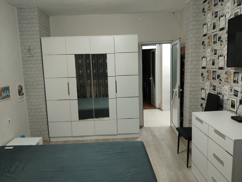 Продава 3-СТАЕН, гр. Сливен, Даме Груев, снимка 2 - Апартаменти - 52882906