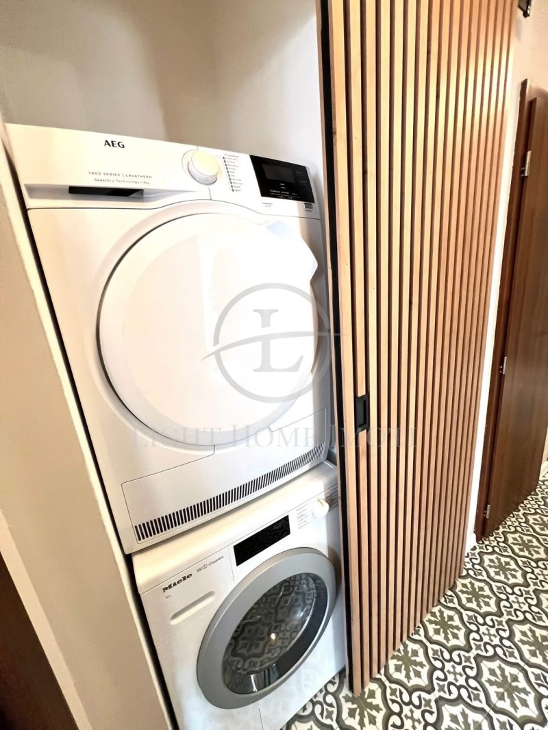 Продава МНОГОСТАЕН, гр. Пловдив, Център, снимка 9 - Апартаменти - 52150005