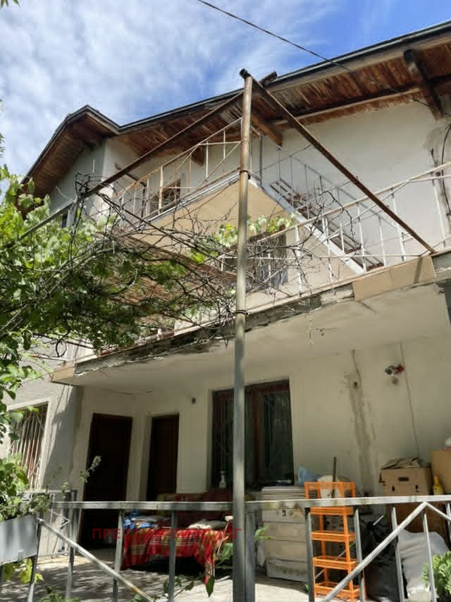 Продава КЪЩА, гр. Костинброд, област София област, снимка 2 - Къщи - 55358804