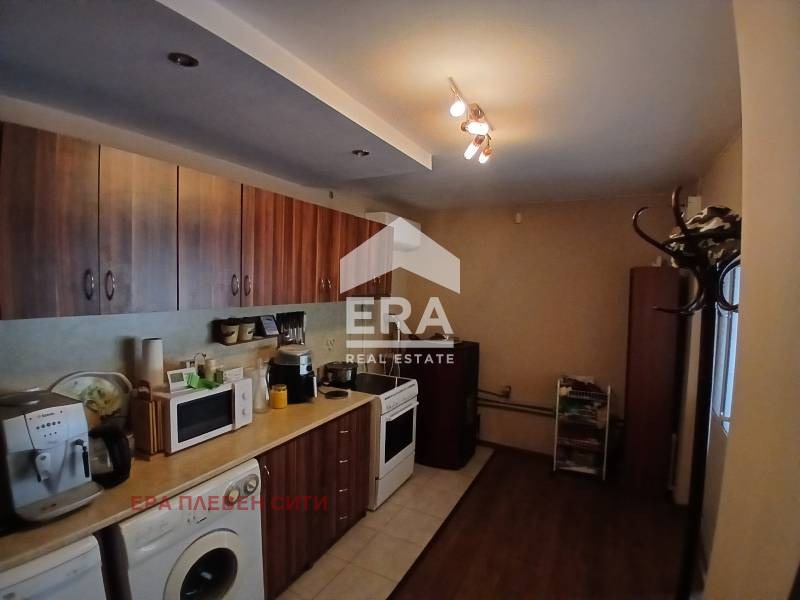 Продава КЪЩА, с. Бреница, област Плевен
