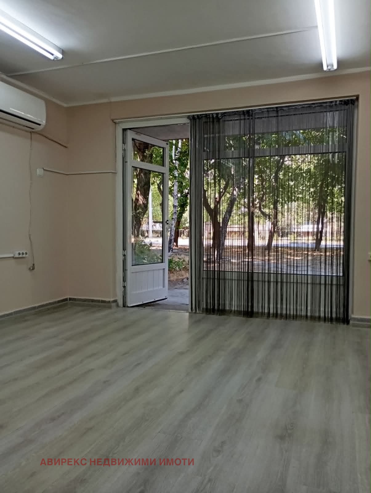 Продава ОФИС, гр. Пловдив, Въстанически
