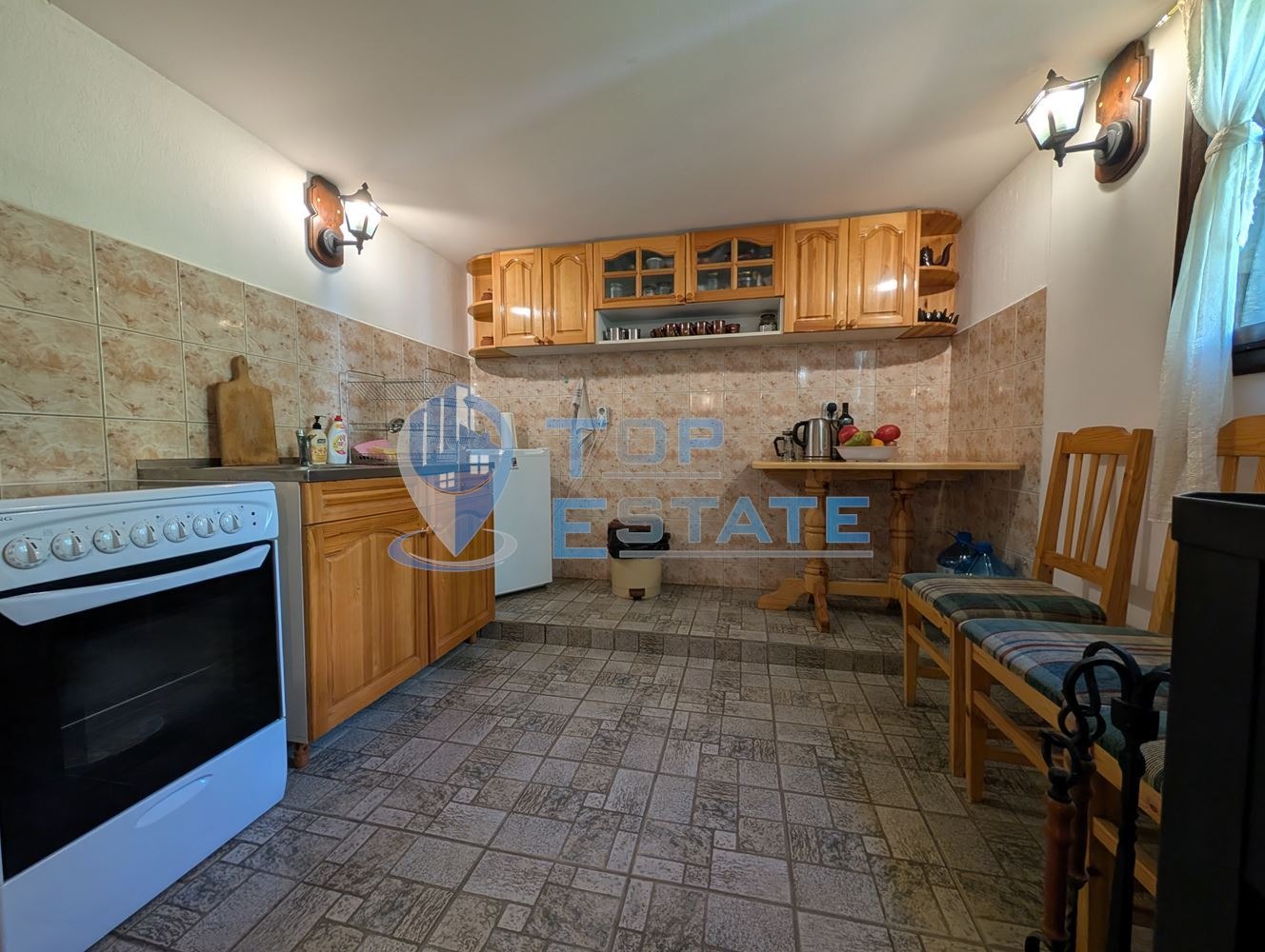 Продава КЪЩА, гр. Трявна, област Габрово, снимка 3 - Къщи - 54708658