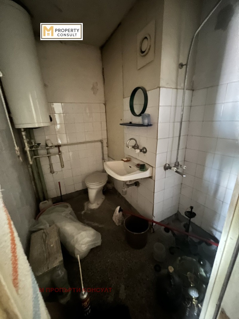 Продава 2-СТАЕН, гр. Плевен, Сторгозия, снимка 11 - Апартаменти - 52528543