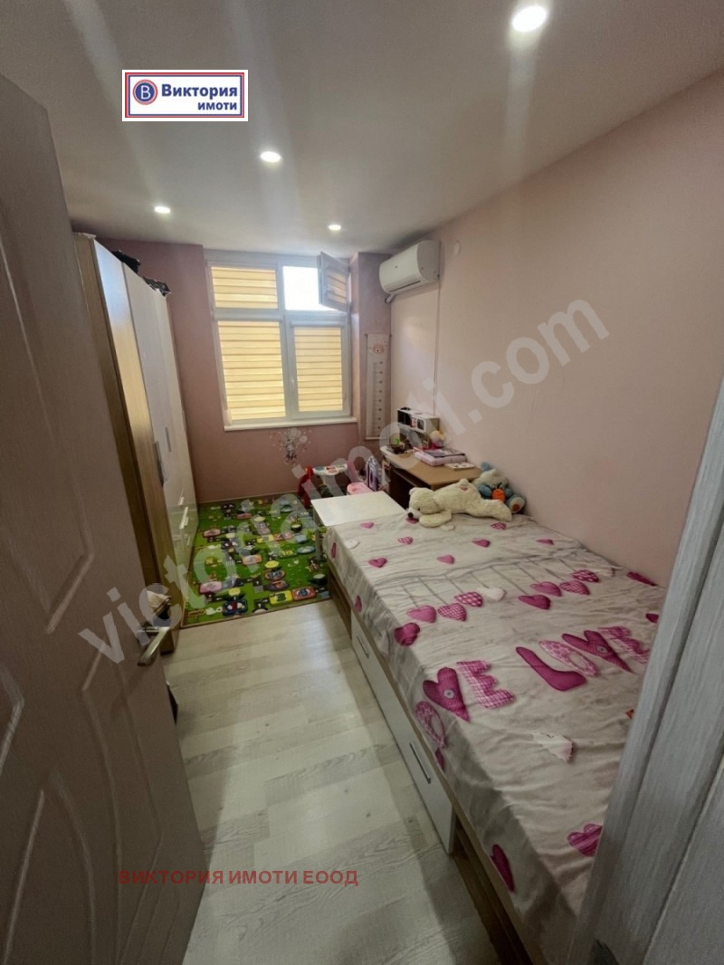 Продава 3-СТАЕН, гр. Велико Търново, Колю Фичето, снимка 5 - Апартаменти - 52372684