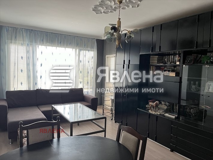 Продава 4-СТАЕН, гр. София, Левски Г, снимка 2 - Aпартаменти - 48760027