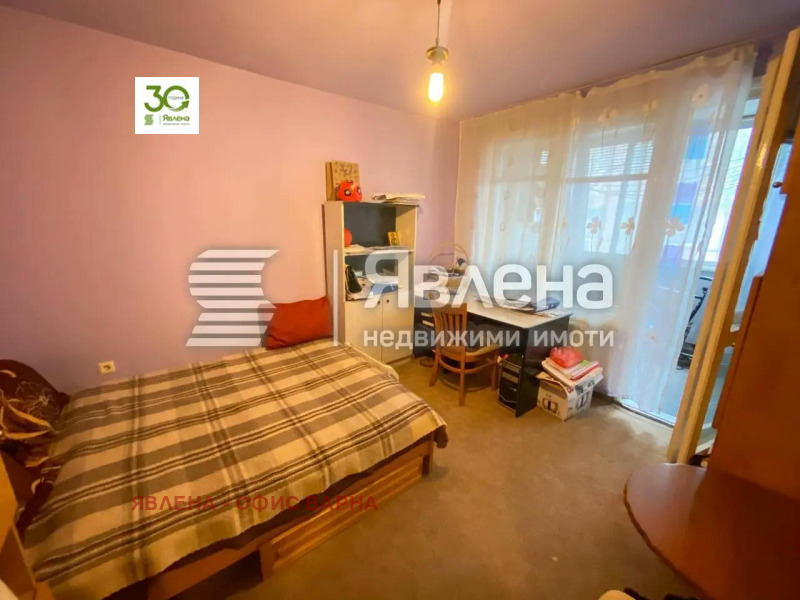 For Sale  3 bedroom Varna , Lyatno kino Trakiya , 100 sq.m | 63803121 - image [2]