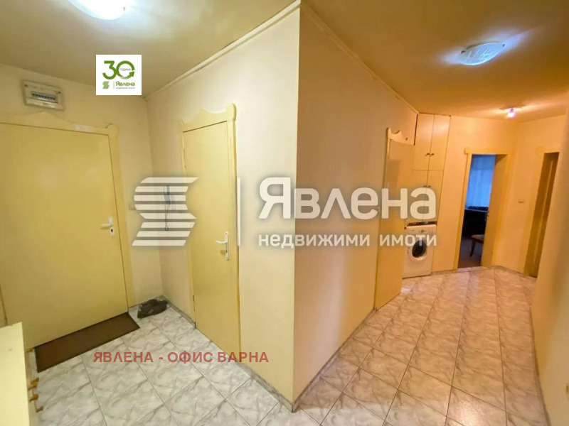 Продава 4-СТАЕН, гр. Варна, Лятно кино Тракия, снимка 3 - Aпартаменти - 49357201