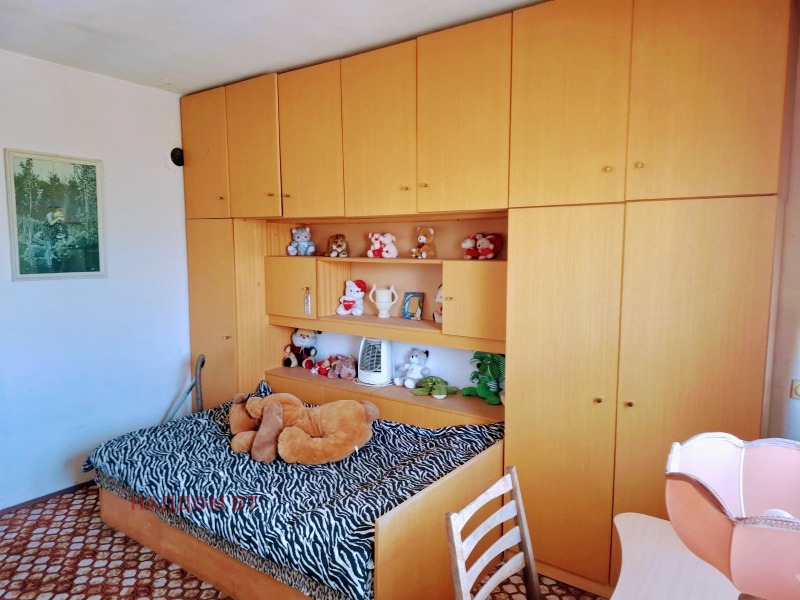 Продава МНОГОСТАЕН, гр. Велико Търново, Света гора, снимка 5 - Апартаменти - 52204246