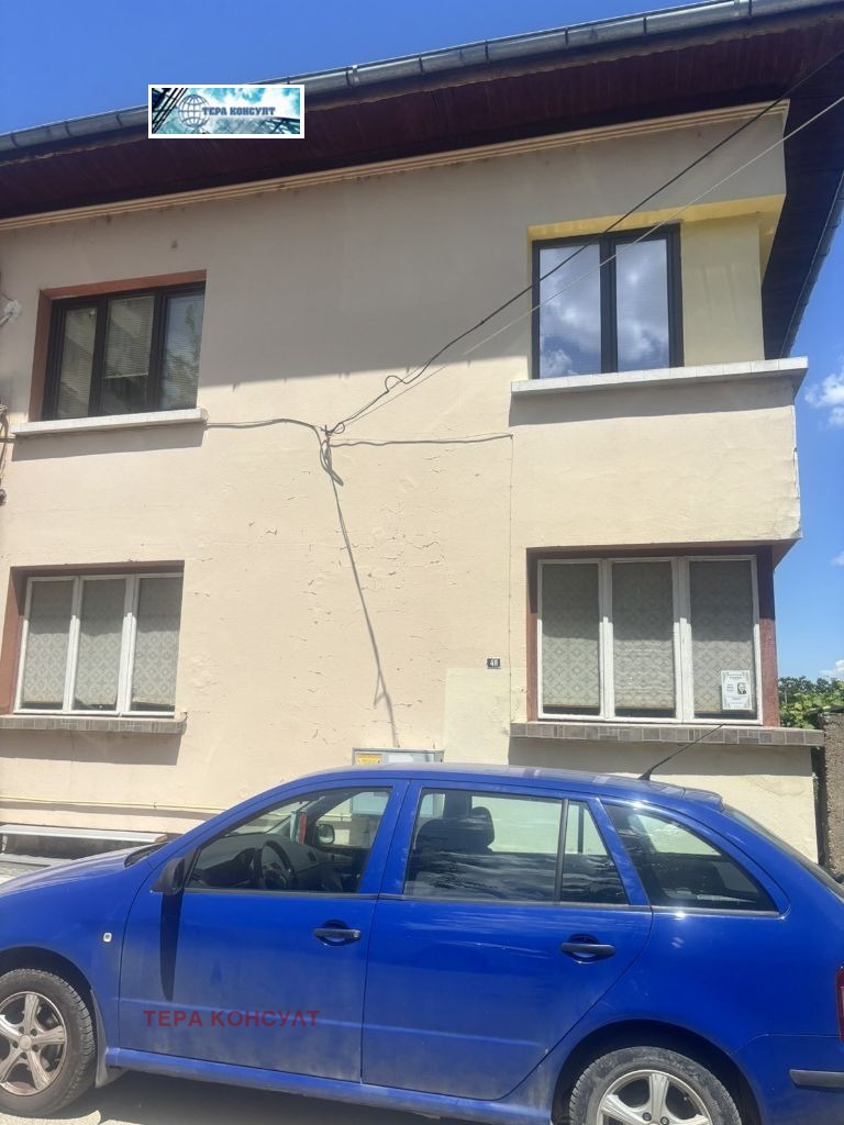 Продава ЕТАЖ ОТ КЪЩА, гр. Плевен, Сторгозия