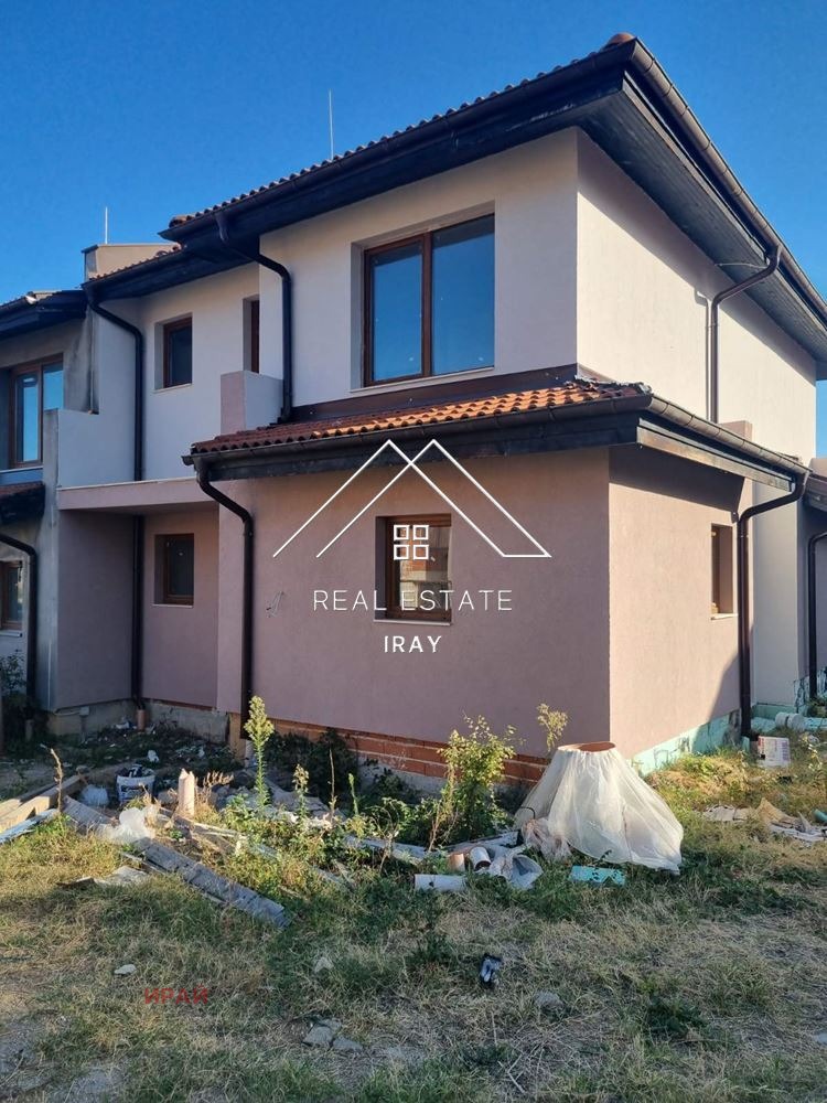 Продава КЪЩА, гр. Стара Загора, Студентско градче, снимка 2 - Къщи - 48301565