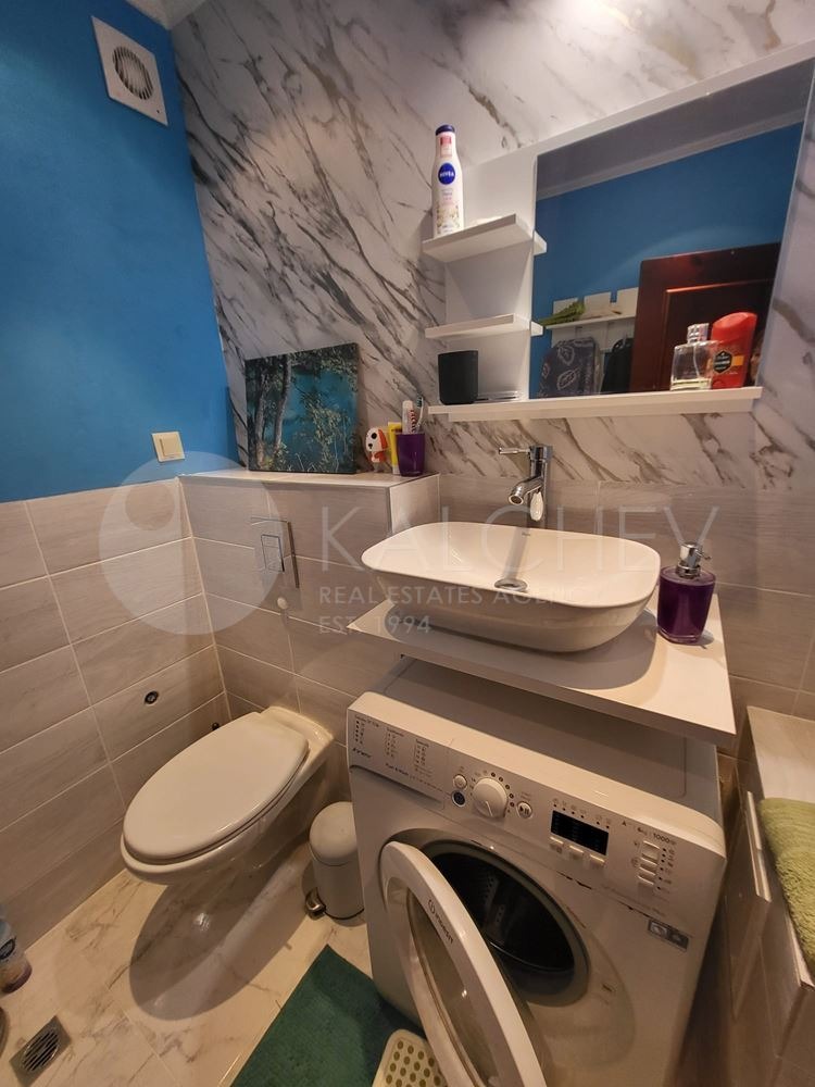 Продава КЪЩА, с. Горен чифлик, област Варна, снимка 11 - Къщи - 53558608