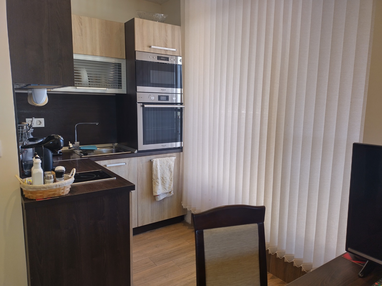 Продава 1-СТАЕН, гр. София, Витоша, снимка 8 - Апартаменти - 54343076