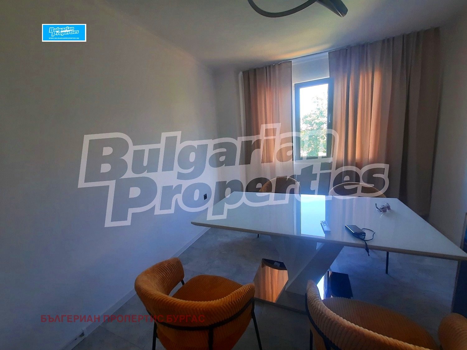 Продава 3-СТАЕН, гр. Бургас, Изгрев, снимка 3 - Апартаменти - 55700402