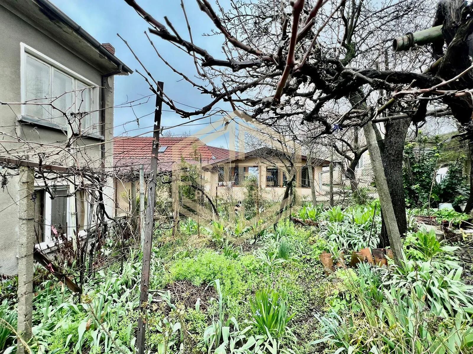 Продава ЕТАЖ ОТ КЪЩА, гр. Русе, Веждата, снимка 5 - Етаж от къща - 54617710