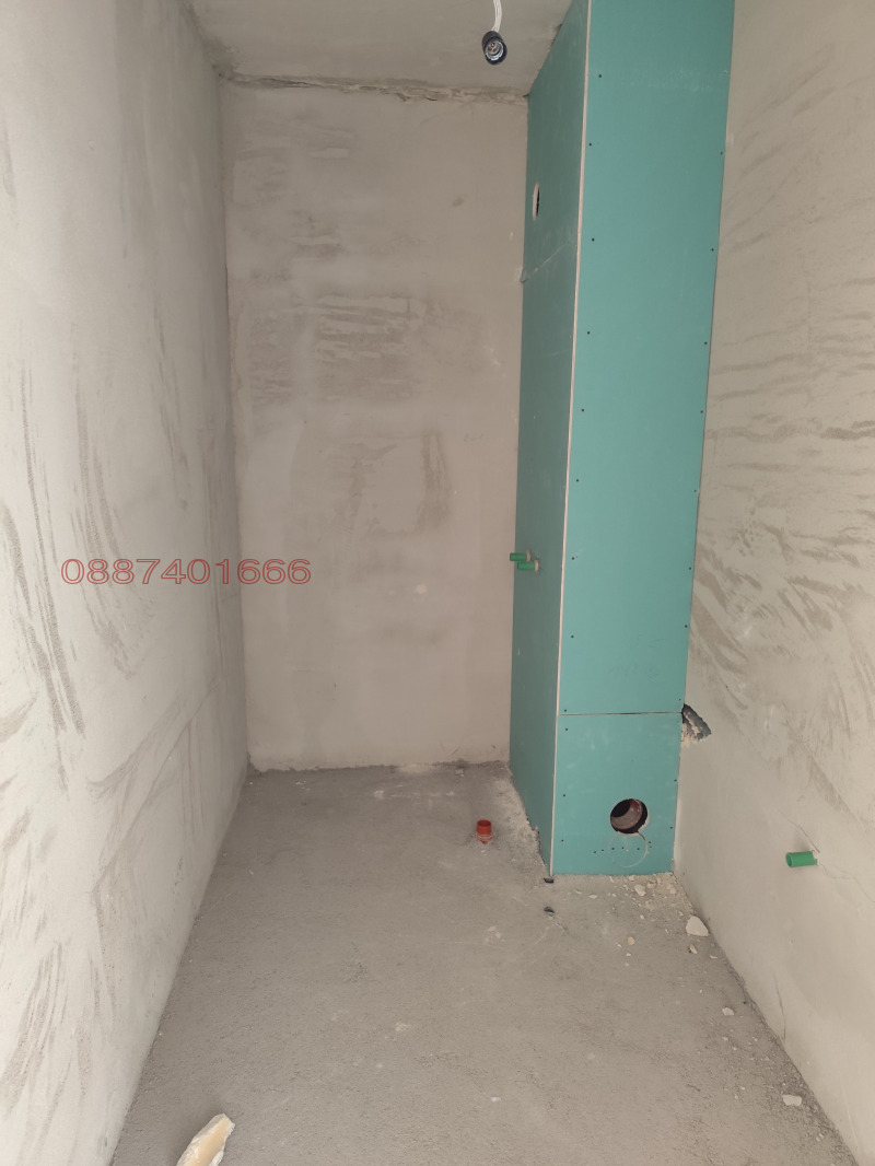 De vânzare  2 dormitoare Plovdiv , Gagarin , 126 mp | 27270212 - imagine [11]