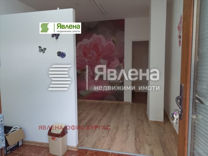 Продава МАГАЗИН, гр. Бургас, Център, снимка 4 - Магазини - 48059057