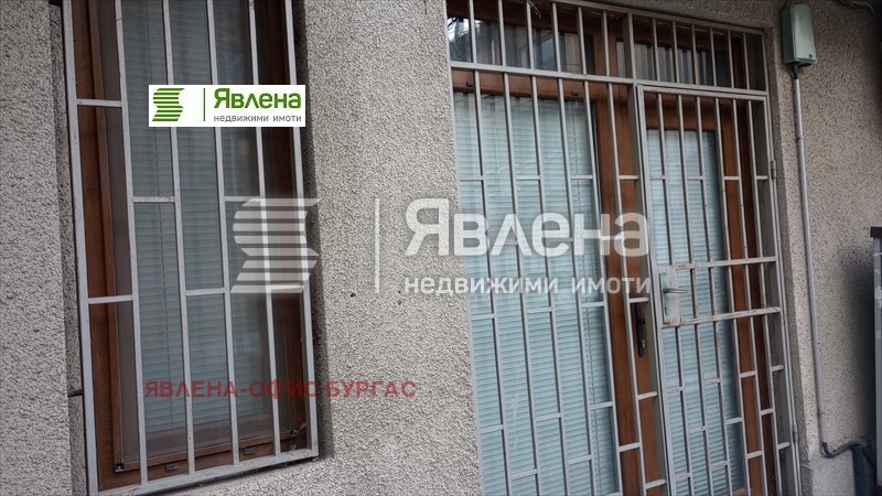 Продава МАГАЗИН, гр. Бургас, Център, снимка 5 - Магазини - 48059057