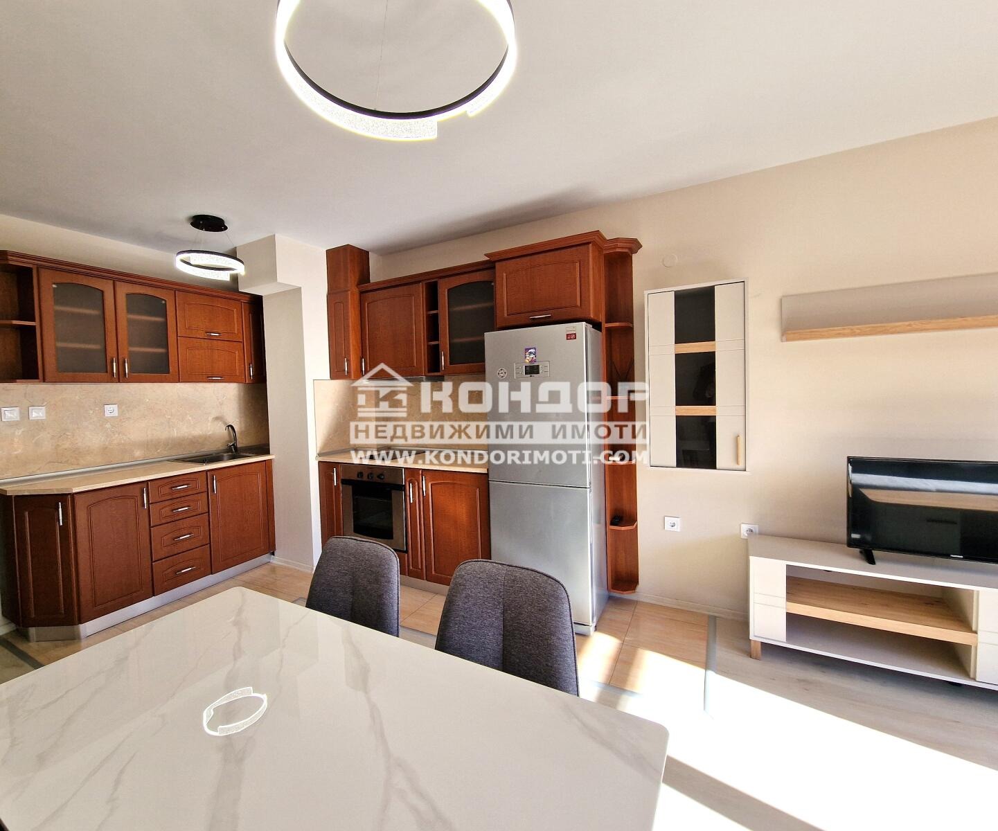 Продава 2-СТАЕН, гр. Пловдив, Кючук Париж, снимка 7 - Апартаменти - 54130735