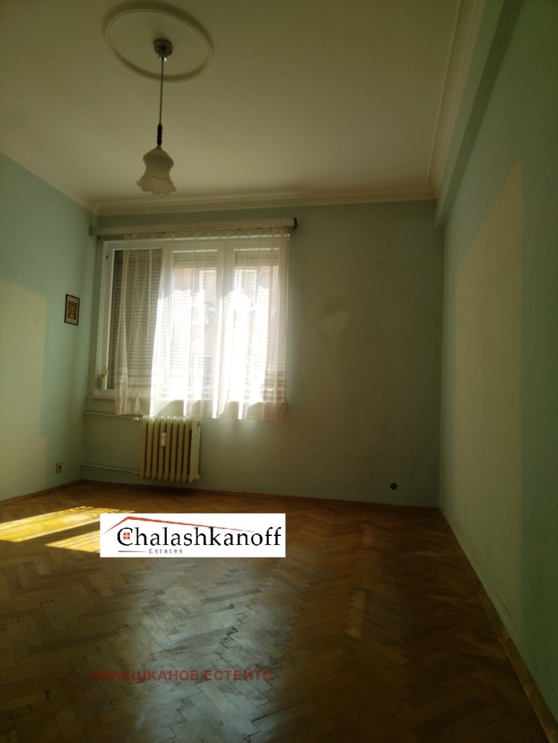 Продава  Многостаен град София , Център , 125 кв.м | 19206289