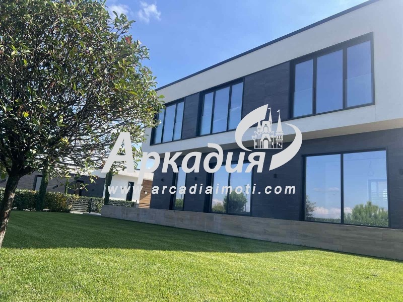 Продава КЪЩА, област Пловдив, с. Марково • 481000 € / 940754.23 лв. • 41272167 1