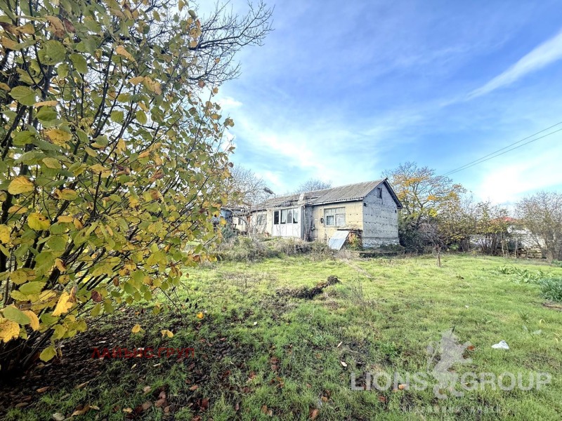 Продава КЪЩА, с. Климентово, област Варна, снимка 2 - Къщи - 52721090