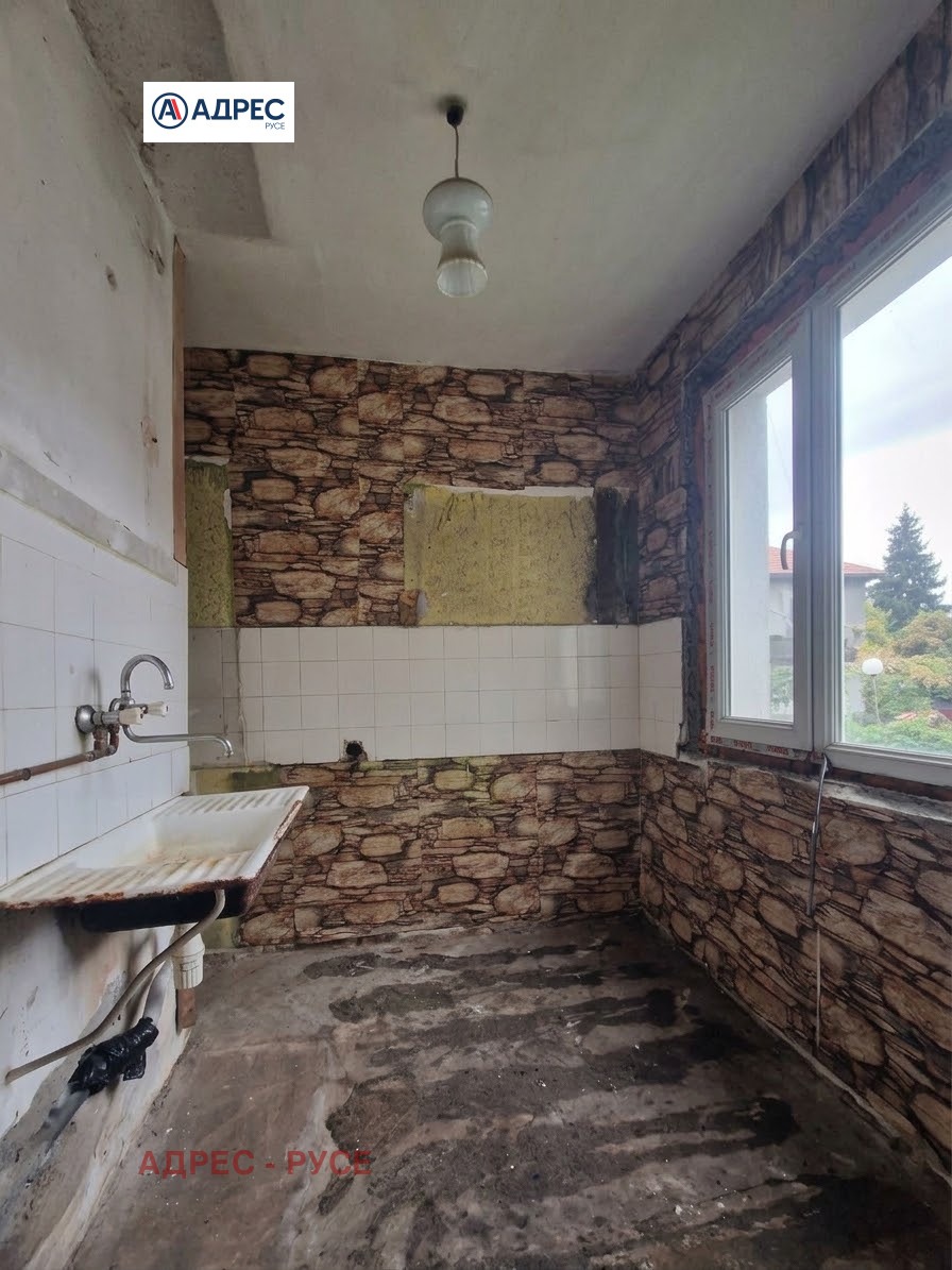 Продава 2-СТАЕН, гр. Русе, Здравец, снимка 4 - Апартаменти - 56272414