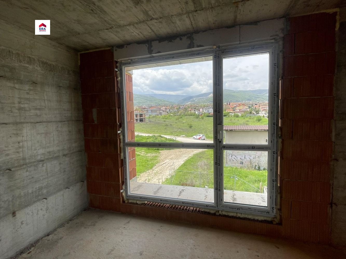 Продава 3-СТАЕН, гр. Пловдив, Остромила, снимка 3 - Апартаменти - 52813088