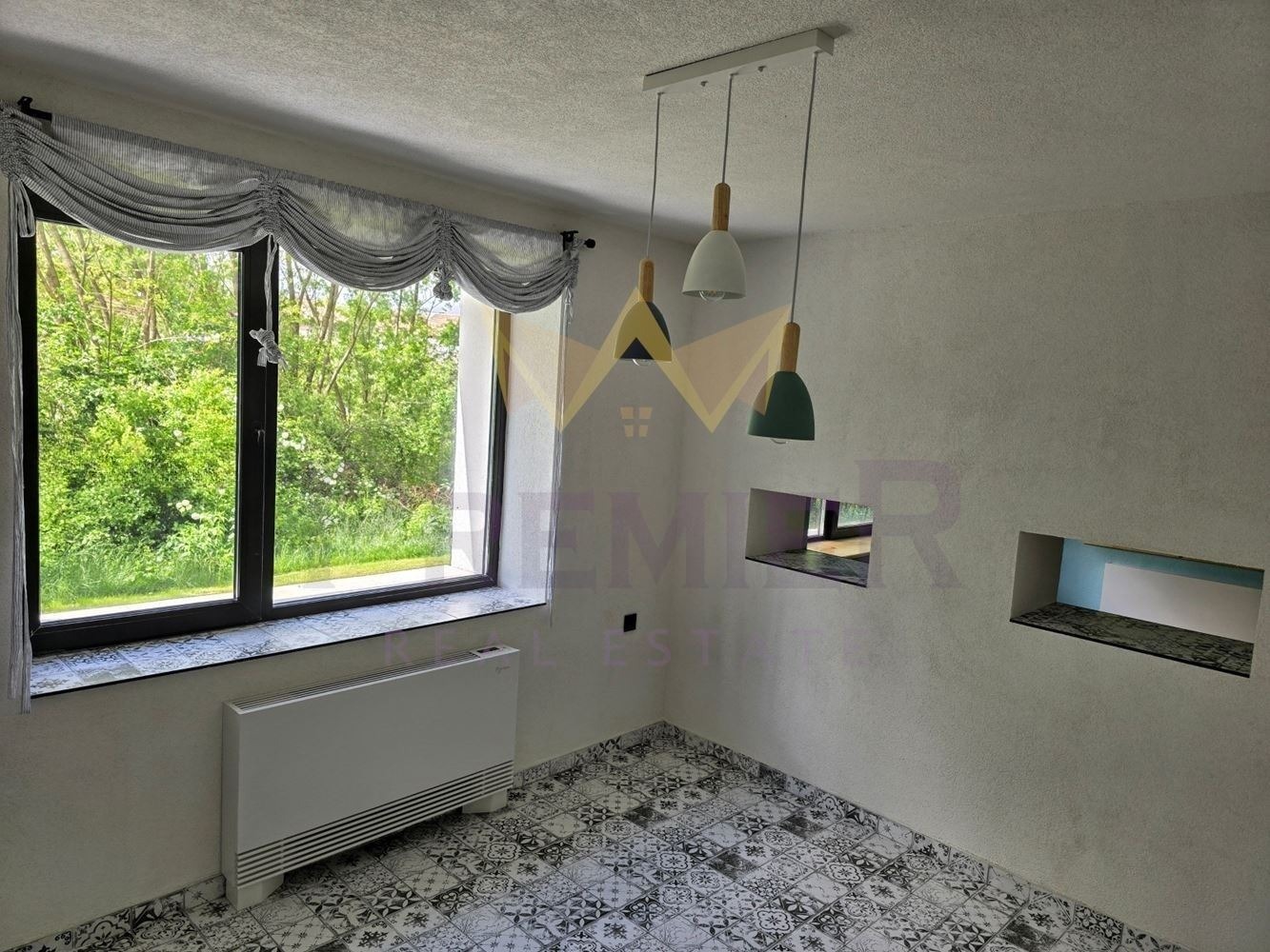 Продава КЪЩА, с. Драгичево, област Перник, снимка 8 - Къщи - 56112917