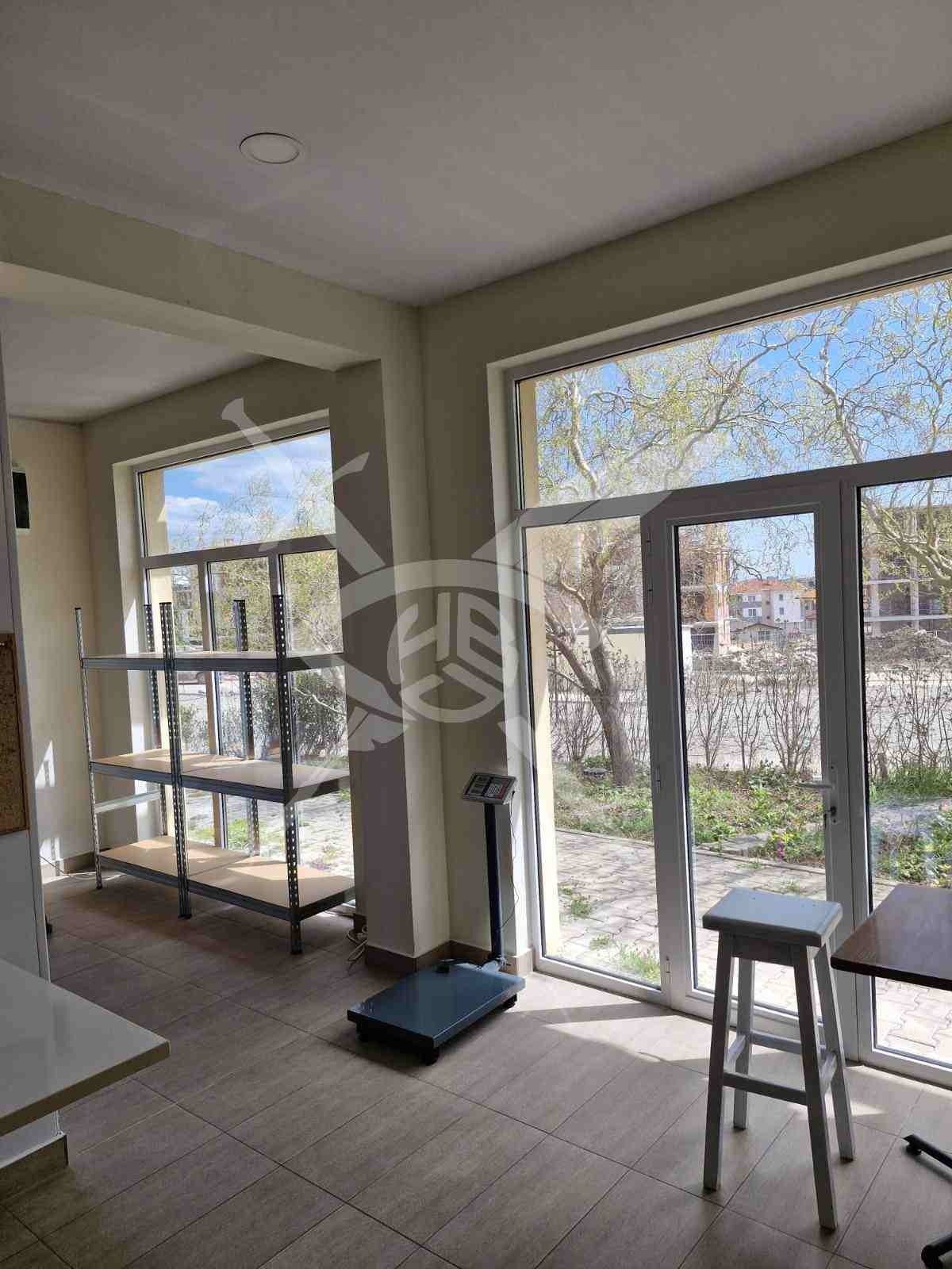 Продава МАГАЗИН, гр. Созопол, област Бургас, снимка 4 - Магазини - 54145197