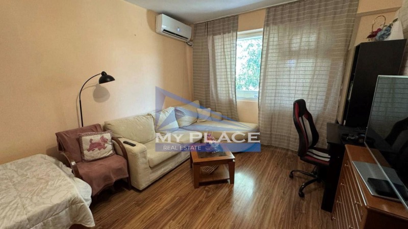 Te koop  Studio Sjumen , Trakija , 40 m² | 74601615