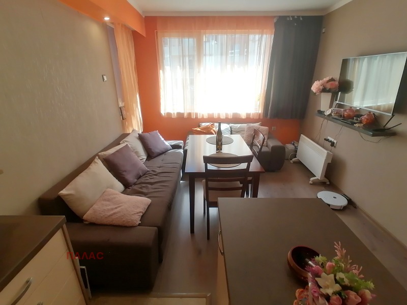 Te koop  2 slaapkamers Burgas , Slavejkov , 80 m² | 89478255