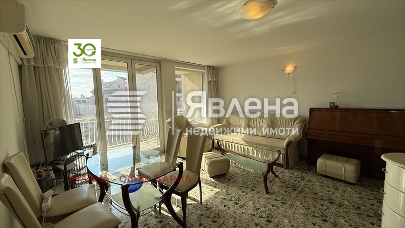 Продава 3-СТАЕН, гр. Варна, Бриз, снимка 1 - Aпартаменти - 49443821