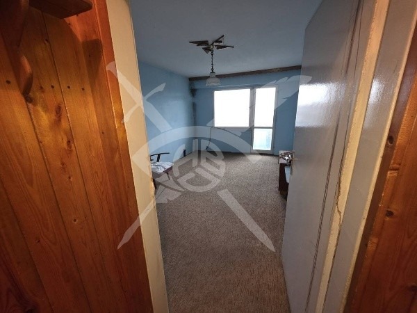 Продава МНОГОСТАЕН, гр. Айтос, област Бургас, снимка 2 - Апартаменти - 52692581