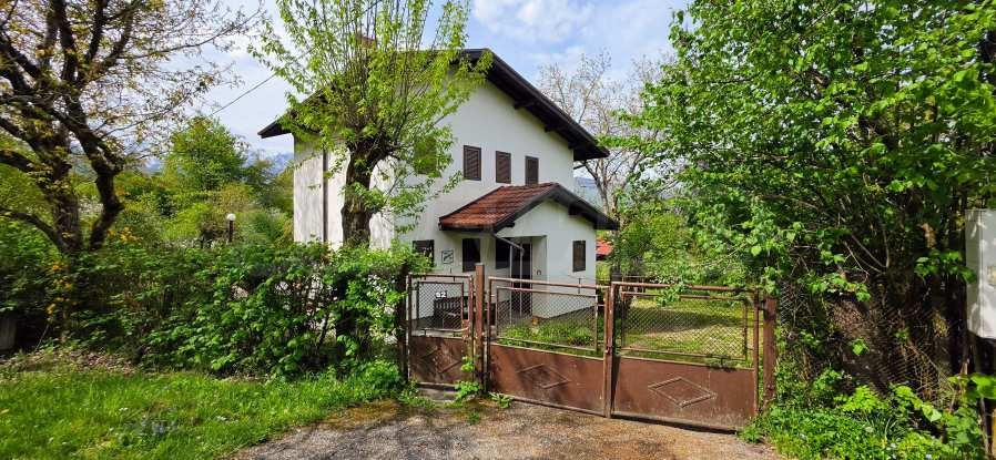 Продава КЪЩА, гр. Априлци, област Ловеч, снимка 12 - Къщи - 54885401