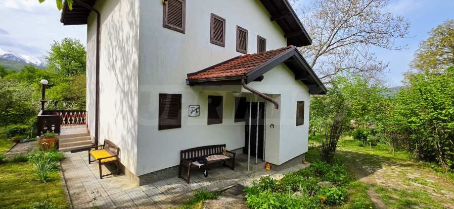 Продава КЪЩА, гр. Априлци, област Ловеч, снимка 3 - Къщи - 54885401