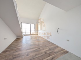 МЕЗОНЕТ, 150 m2