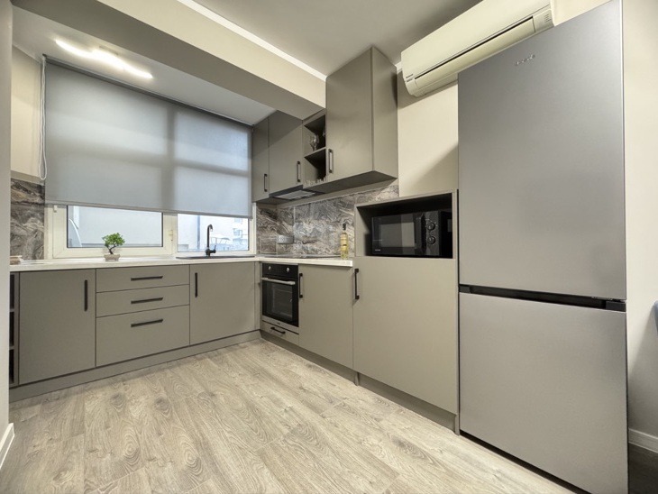 Продава 2-СТАЕН, гр. Бургас, Братя Миладинови, снимка 2 - Апартаменти - 53074587