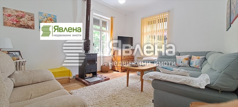 Продава КЪЩА, гр. Тетевен, област Ловеч, снимка 4 - Къщи - 52325463